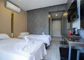 Emilia Otel 5