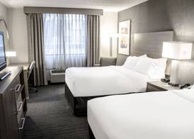 Holiday Inn FARGO by IHG 4