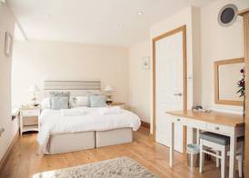 Padstow Breaks - Duke House 3