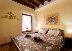 GuestHost - Città Antica Charming Flat 3