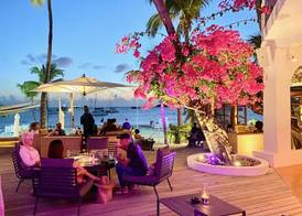Holland House Beach Hotel 5