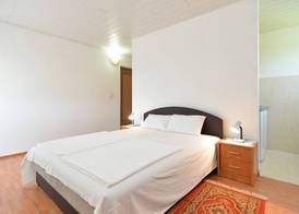 Apartment 1631 3