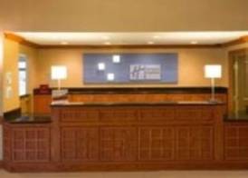 Holiday Inn Express & Suites CHICAGO WEST-ROSELLE by IHG 2
