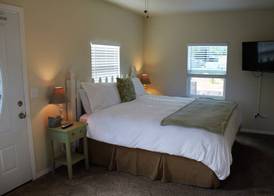 Back Bay Inn 4