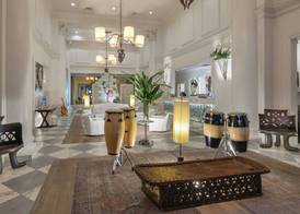 International House Hotel 5