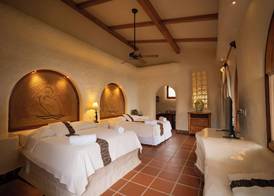 Pelican Eyes Hotel and Resort 4