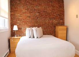 Maverick Suites at 402 Columbus Ave 4