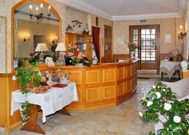 Logis Hôtel Auberge De L'ecole 5