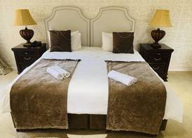 Bella Casa Guesthouse 2