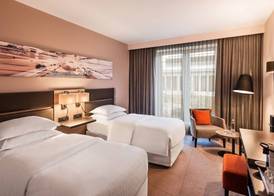 Sheraton Duesseldorf Airport Hotel 4