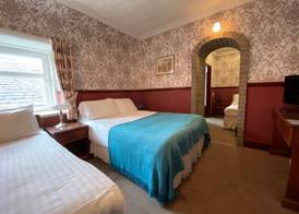 Kings Arms Hotel 4