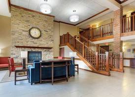 Comfort Inn & Suites Milford 2
