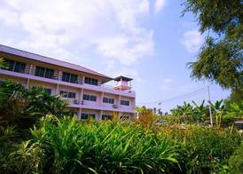 Be Fine Sabuy Hotel and Resort 2