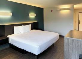 Motel 6-Carson, CA 5
