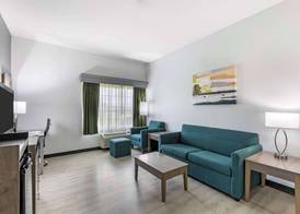 Best Western Plus MidAmerica Hotel 5
