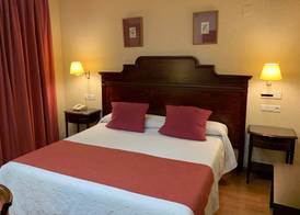 Hotel Santo Domingo Lucena 2