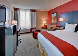 Holiday Inn Express & Suites CHATHAM SOUTH by IHG 3