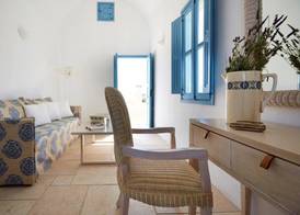 Black Rose Beach Suites 5