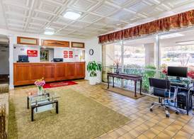 Econo Lodge Martinsville 2