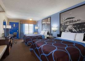 Super 8 by Wyndham Hammond 5