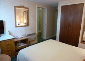 Castletown Hotel 4