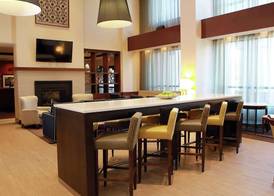 Hampton Inn & Suites by Hilton Laval 3