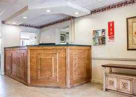 Econo Lodge Williamsport 4