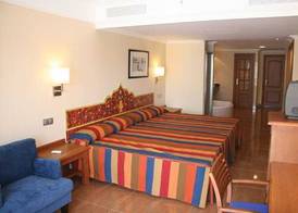 Mediterraneo Bay Hotel & Resort 5