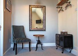 Oaklands Guest House 2