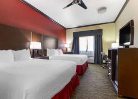 Best Western Plus Classic Inn and Suites 4