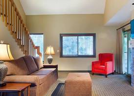 Hilton Grand Vacations Christmas Mountain Village Wisconsin 3