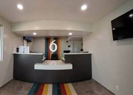 Motel 6 Conroe, TX 3