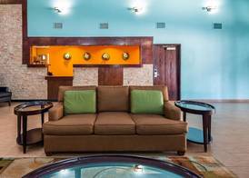Best Western Plus The Woodlands 3