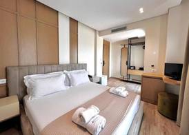 Avenue Hotel 5