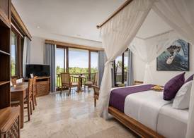 Swan Paradise A Pramana Experience 4