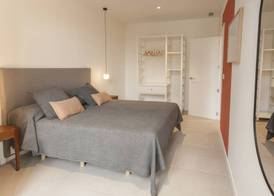 Apartamentos Málaga Premium - Calle Granada 3