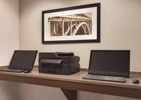 Country Inn & Suites by Radisson, Marinette, WI 5