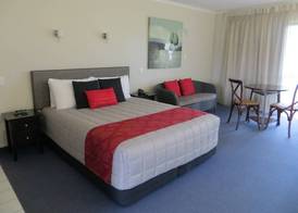 Harbour View Motel on Ahuriri Beach in Napier NZ with sea view suites 5