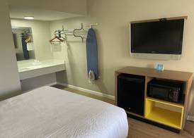 Days Inn by Wyndham Valdosta/Near Valdosta Mall 5