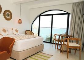 Sirena Bay Beach House and Luxury Suites 4