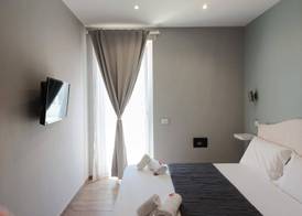 B&B Purple Italy 4