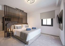 Avenue by Deserve 4