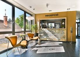 Onyx Luxury Sarvar 2