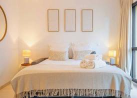 Spacious studio a-c 2P - Place des Lices 3