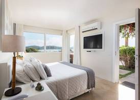 Abracadabra Boutique Hotel 4