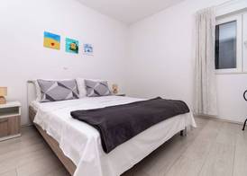 Apartments Cezar 4