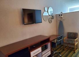 Howard Johnson by Wyndham Phoenix Airport/Downtown Area 5