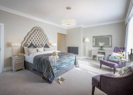 Shoreline Hotel 2