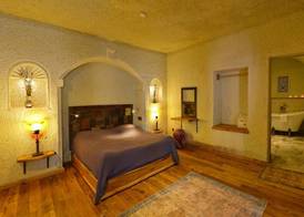 Seki Cave Hotel, Wake Up to Hot Air Balloons 5