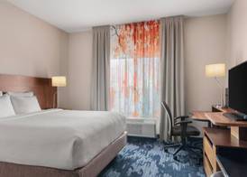 Fairfield Inn & Suites by Marriott Alexandria 5